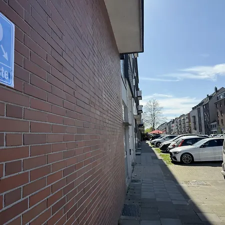 - Ocean Haven Deluxe With Coastal Charm - 2-room Sea-inspired 75 Qm - Location - Elegant Nautical Design - Renovated In 2024 With Tv & Netflix - Full Kitchen & Free Parking - Near Metro & Airport - King Beds - Apartament